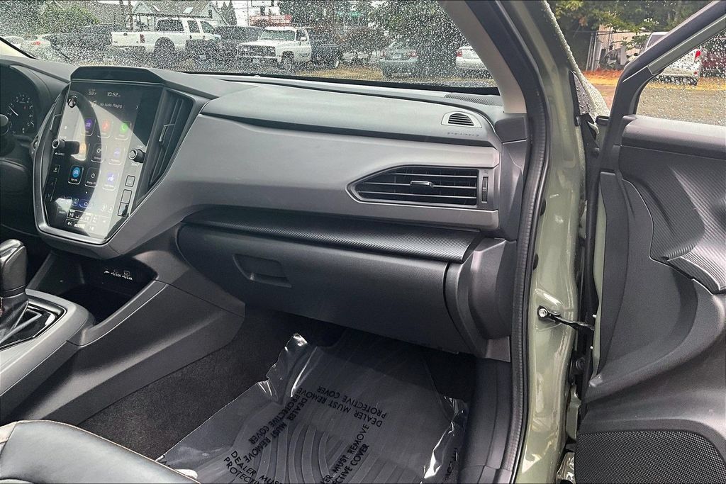 Used 2024 Subaru Crosstrek 2.5i Limited w/ Crosstrek Mirror Package AWD/4WD image 19