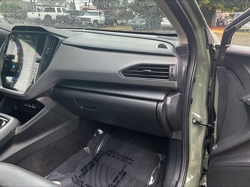 Used 2024 Subaru Crosstrek 2.5i Limited w/ Crosstrek Mirror Package AWD/4WD image 19