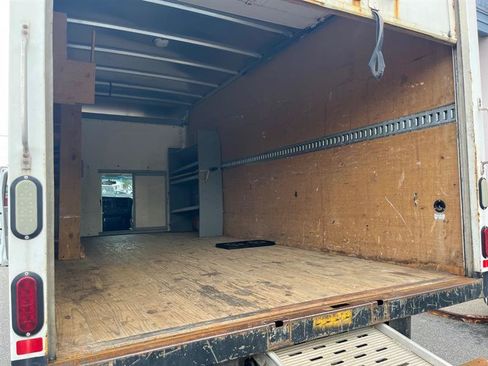 Used 2016 Chevrolet Express 3500 Extended RWD image 21