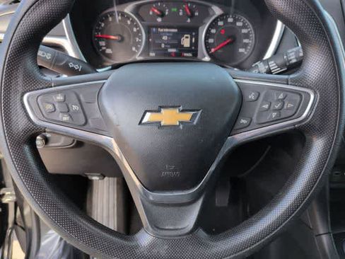 Used 2019 Chevrolet Equinox LT FWD image 23