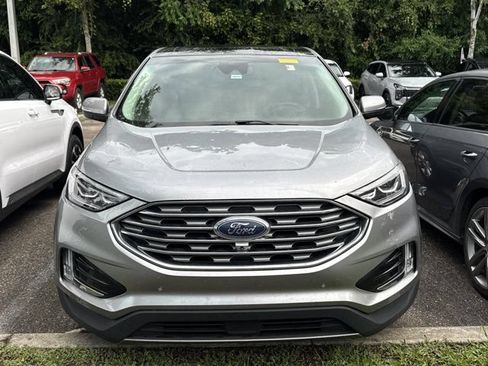 Used 2022 Ford Edge Titanium w/ Equipment Group 301A AWD/4WD image 2