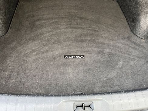 Used 2025 Nissan Altima 2.5 SV image 31