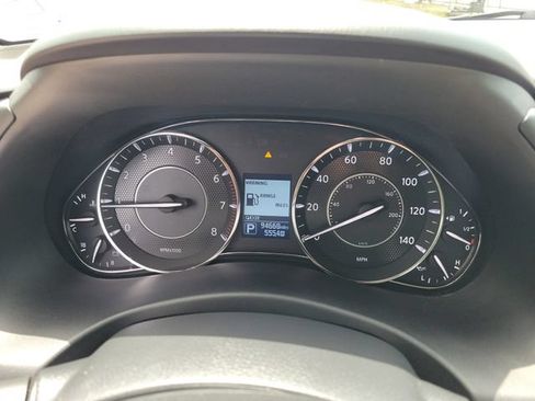 Used 2020 Nissan Armada Platinum w/ Captain's Chairs Package RWD image 29