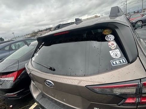 Used 2024 Subaru Outback Premium image 7