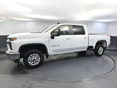 Used 2023 Chevrolet Silverado 2500 LT AWD/4WD image 12