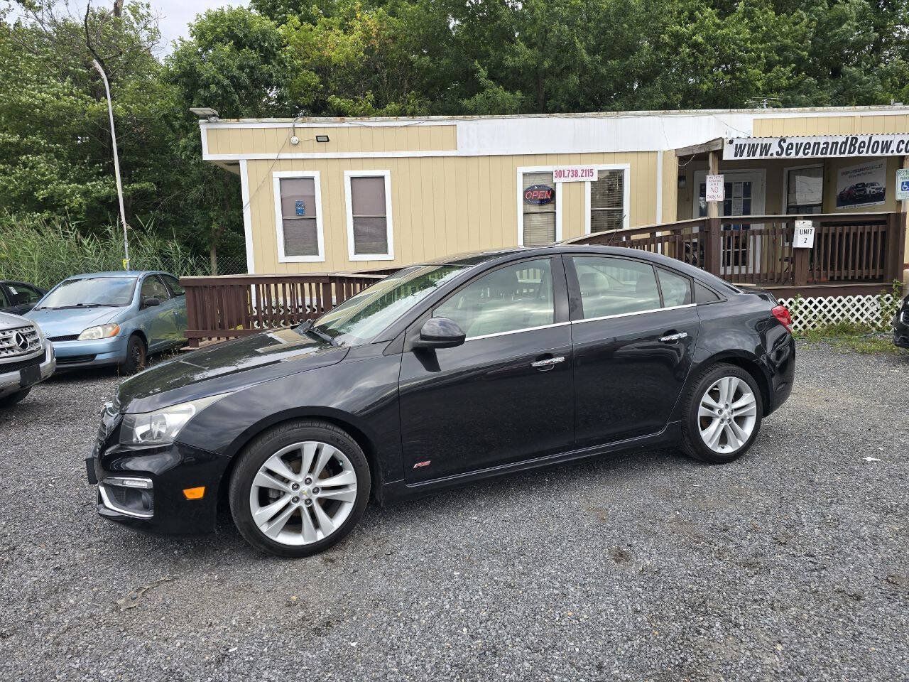 Used 2015 Chevrolet Cruze LTZ w/ Sun, Sound and Sport Package FWD image 3