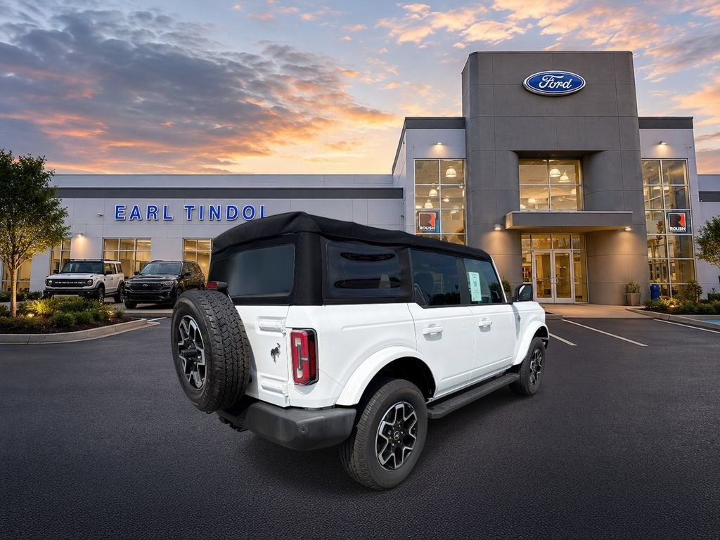 Used 2021 Ford Bronco Outer Banks AWD/4WD image 8