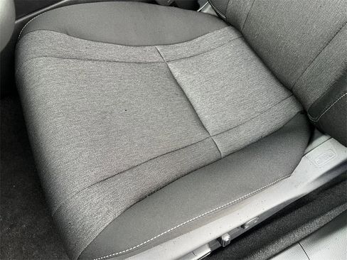 New 2025 Honda Accord SE image 9