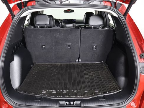 Used 2025 Ford Escape SE w/ PHEV Premium Package FWD image 18