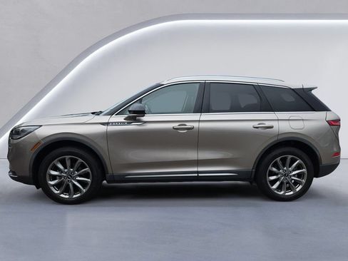 Used 2020 Lincoln Corsair FWD w/ Premium Package image 6