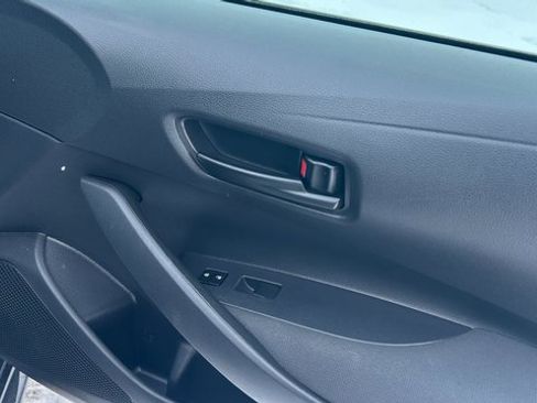 Used 2023 Toyota Corolla LE image 47