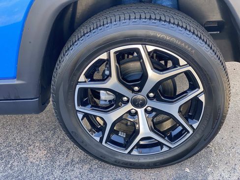 Certified 2025 Jeep Compass Limited image 16