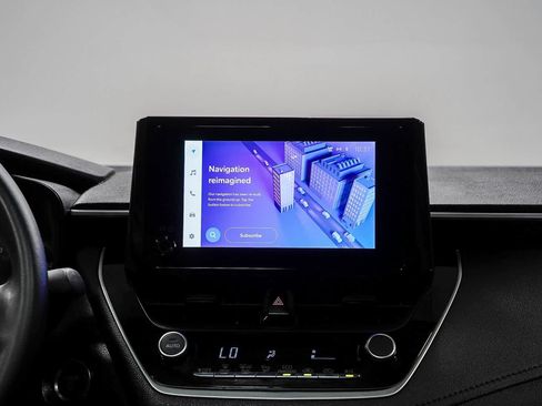 Used 2024 Toyota Corolla SE w/ SE Package FWD image 14