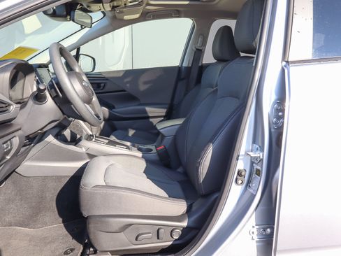 Used 2024 Subaru Crosstrek 2.0i Premium image 7