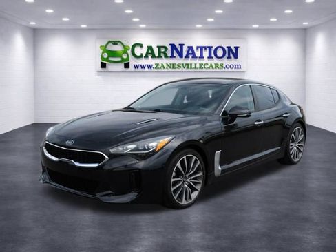 Used 2018 Kia Stinger Premium image 1