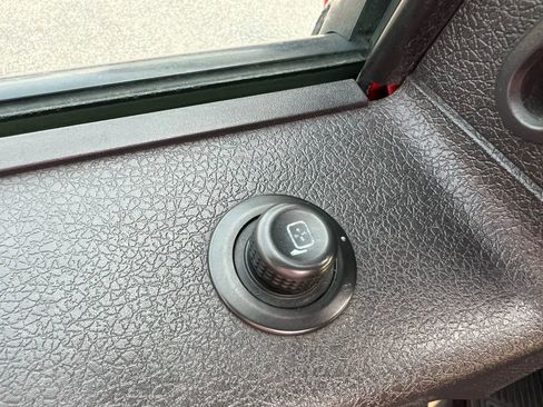 Used 2012 Ford F150 FX4 w/ FX Luxury Pkg image 22