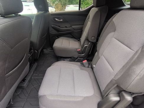 Used 2023 Chevrolet Traverse LT w/ LPO, Floor Liner Package AWD/4WD image 24