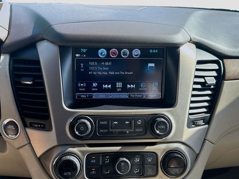 Used 2020 GMC Yukon Denali image 10