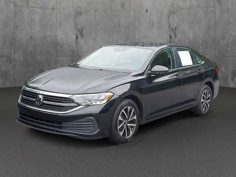 Used 2024 Volkswagen Jetta S FWD image 3