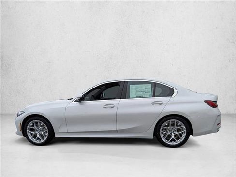 Used 2025 BMW 330i Sedan w/ Convenience Package RWD image 5