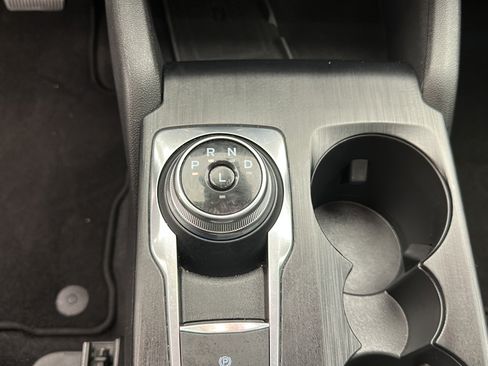 Used 2025 Ford Escape Platinum AWD/4WD image 19