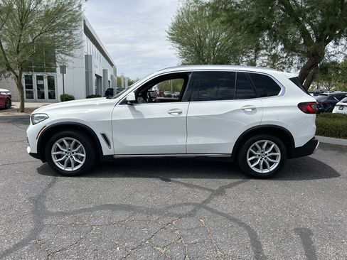 Used 2020 BMW X5 xDrive40i w/ Convenience Package AWD/4WD image 2