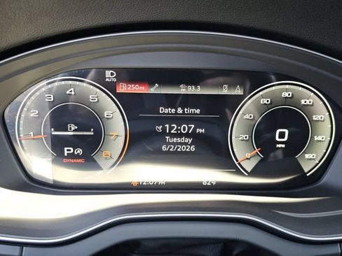 Used 2023 Audi Q5 2.0T Premium Plus w/ Premium Plus Package AWD/4WD image 30
