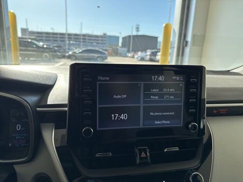 Used 2019 Toyota Corolla SE image 18