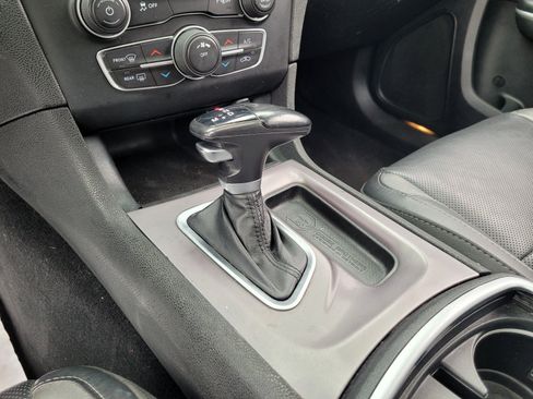 Used 2022 Dodge Charger SXT w/ Leather Interior Group RWD image 20