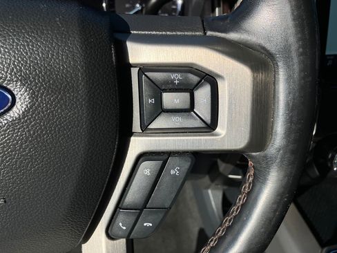 Used 2022 Ford F250 Platinum image 19