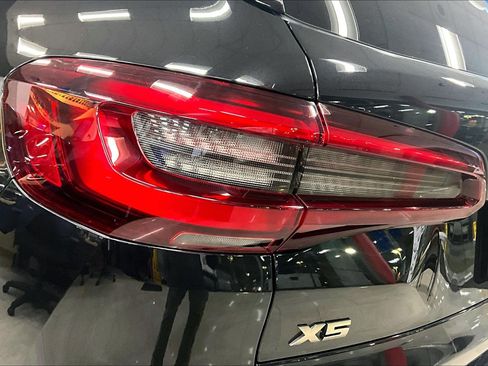 Used 2023 BMW X5 M50i w/ Executive Package image 28