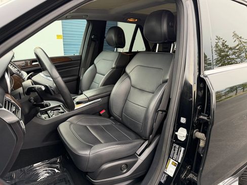 Used 2015 Mercedes-Benz ML 350 4MATIC image 8