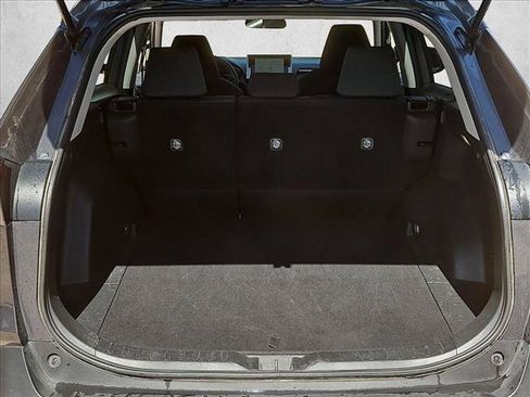 Used 2025 Toyota RAV4 XLE FWD image 6