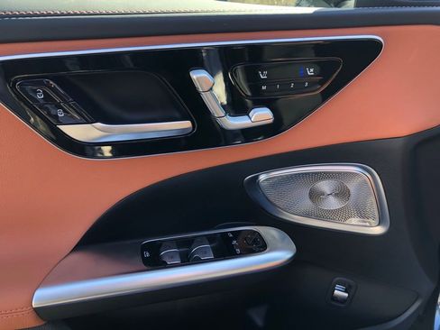 New 2026 Mercedes-Benz C 300 4MATIC Sedan image 11