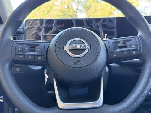 New 2025 Nissan Kicks SV w/ Charging Package image 26