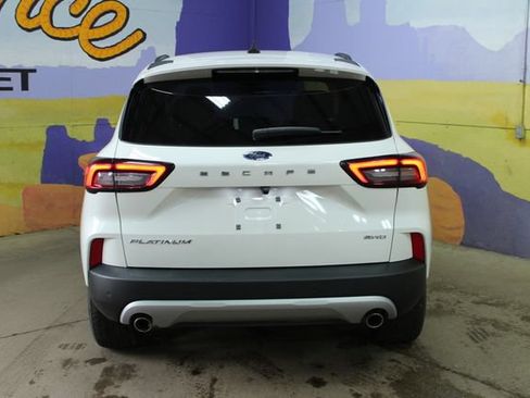 Used 2024 Ford Escape Platinum AWD/4WD image 3