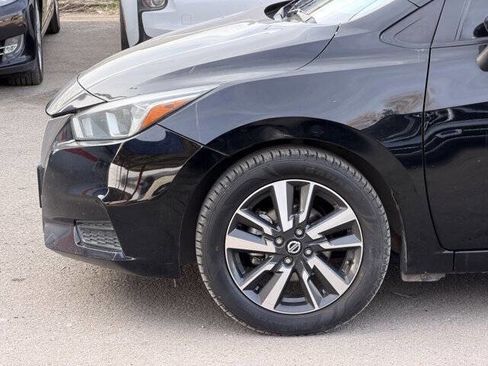 Used 2021 Nissan Versa SV image 11