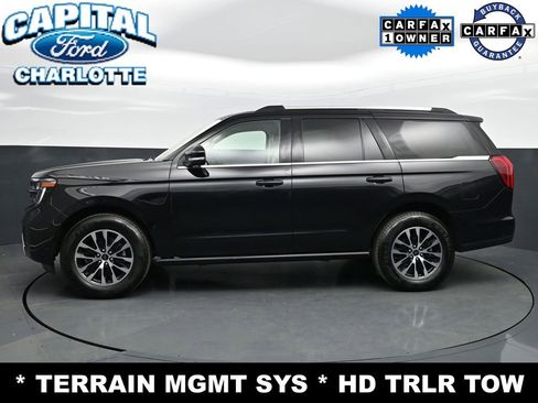 Used 2025 Ford Expedition Platinum image 5