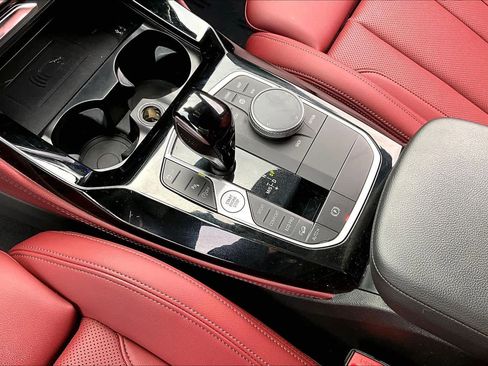 Used 2023 BMW X4 xDrive30i w/ Premium Package image 17