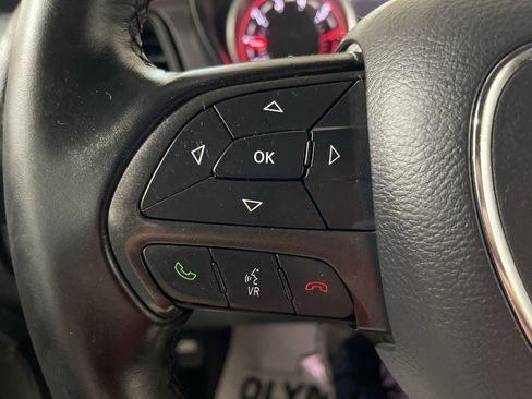 Used 2017 Dodge Challenger R/T image 23