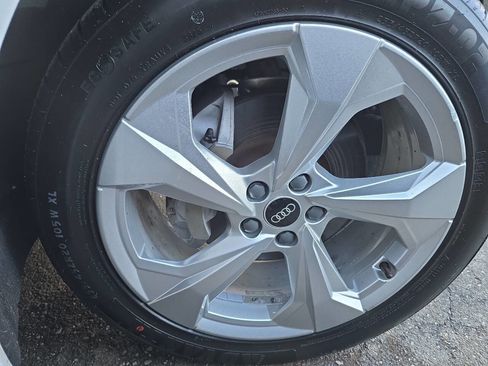 Used 2021 Audi Q5 2.0T Premium Plus image 16