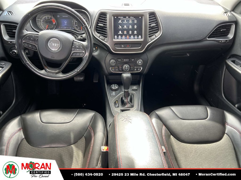 Used 2020 Jeep Cherokee Trailhawk w/ Cold Weather Group AWD/4WD image 14