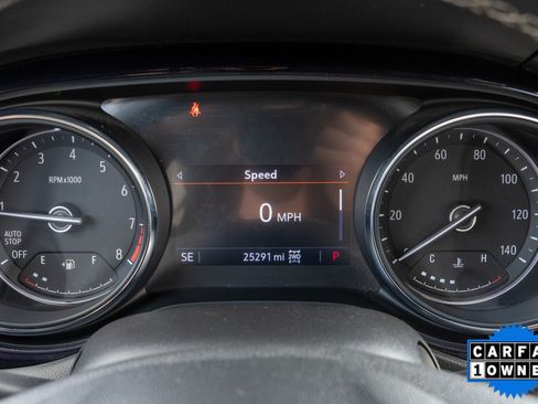 Used 2023 Buick Encore GX Preferred w/ Cold Weather Comfort Package AWD/4WD image 15