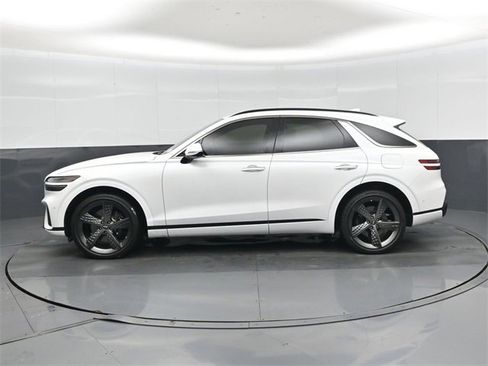 Used 2025 Genesis GV70 2.5T w/ Sport Prestige Package image 7