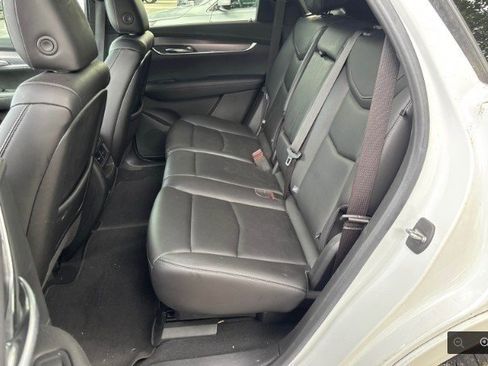 Certified 2022 Cadillac XT5 Luxury image 11