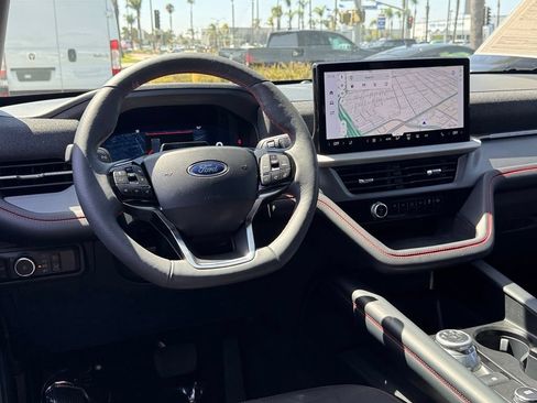 Used 2026 Ford Explorer ST-Line RWD image 28