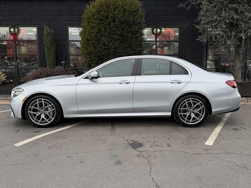 Used 2021 Mercedes-Benz E 350 4MATIC Sedan image 9