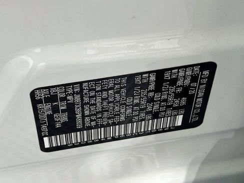 Used 2023 Nissan Rogue SL AWD/4WD image 28