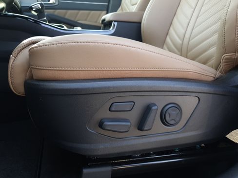 New 2025 Kia Sorento SX Prestige w/ Olive Brown Leather Package image 21