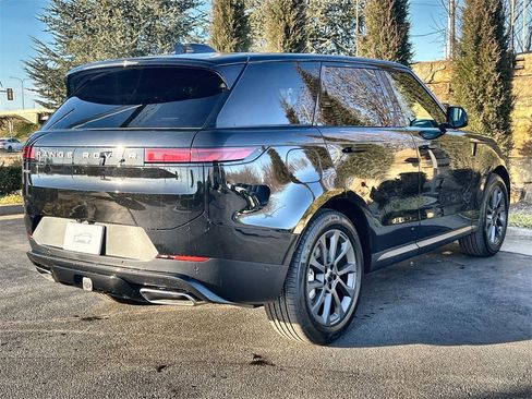 New 2026 Land Rover Range Rover Sport SE image 5